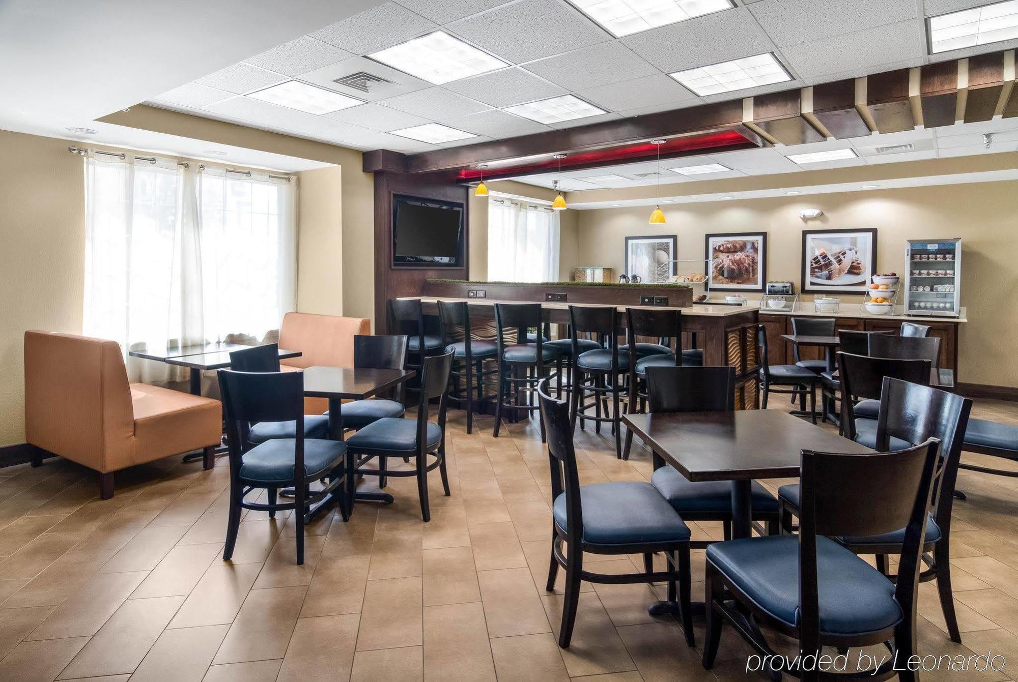 Comfort Suites Одесса Экстерьер фото