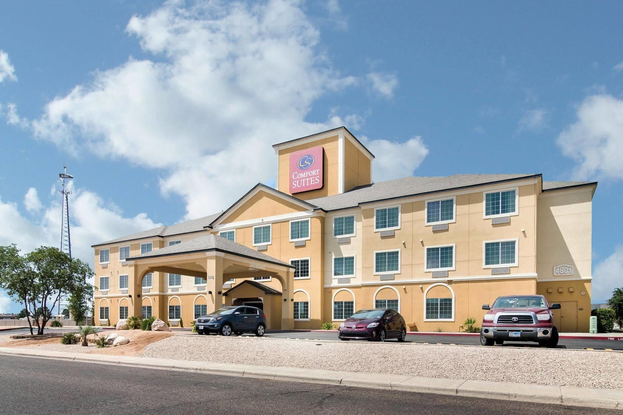 Comfort Suites Одесса Экстерьер фото